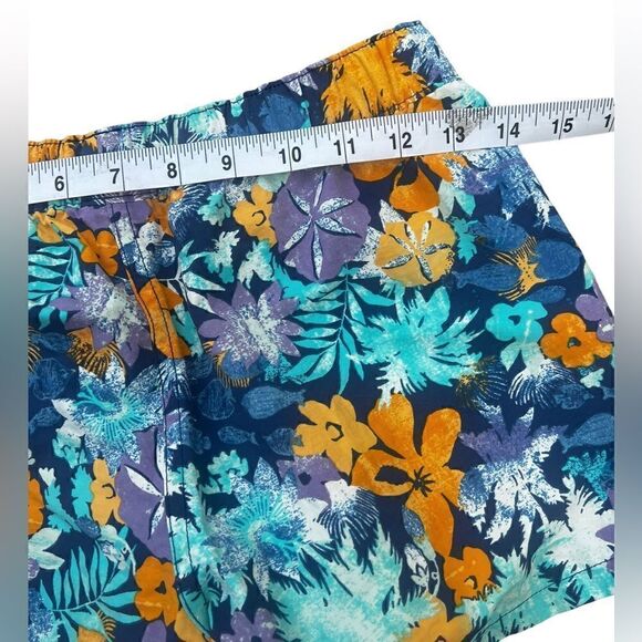 PATAGONIA Floral Barely Baggies Shorts neo floral XS - Picture 2 of 6